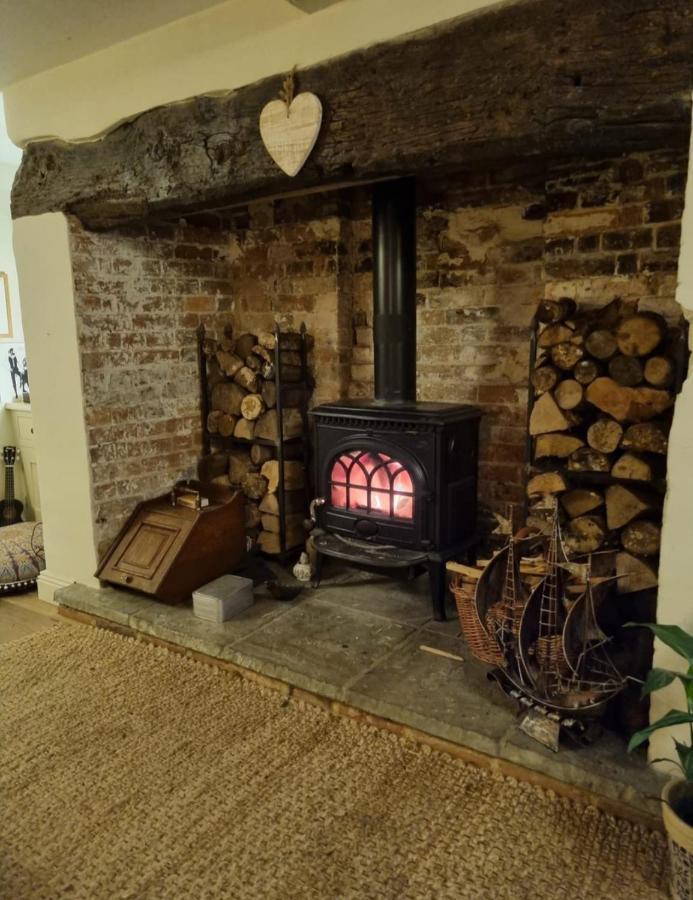 Jackdaw Cottage-Beautiful Cottage, Town Centre Wimborne Minster Exterior photo