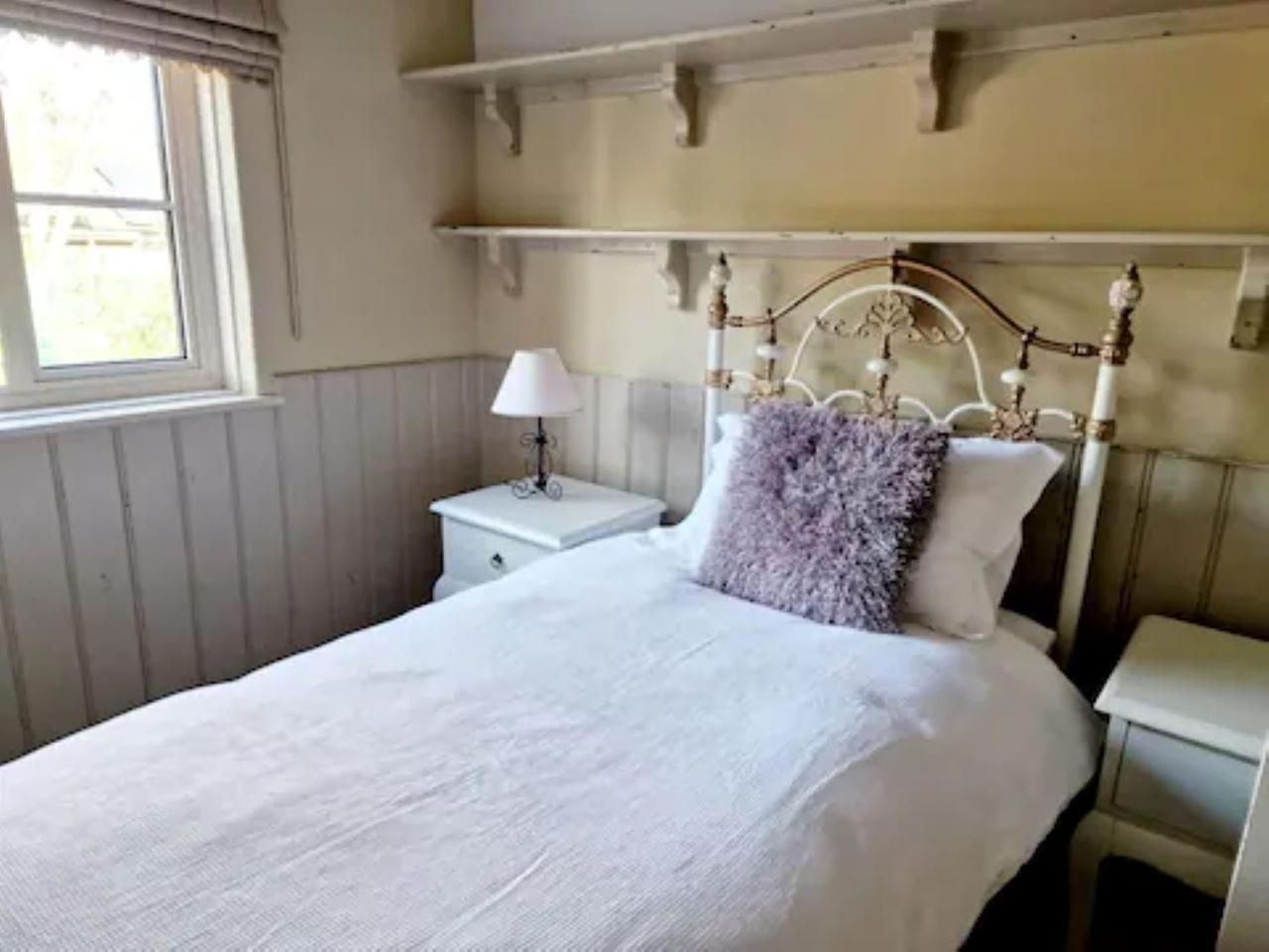 Jackdaw Cottage-Beautiful Cottage, Town Centre Wimborne Minster Exterior photo