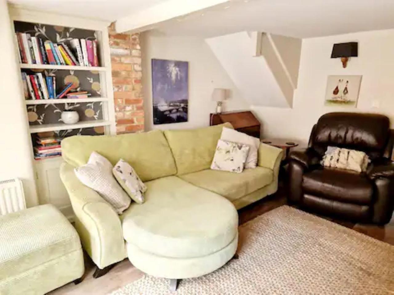Jackdaw Cottage-Beautiful Cottage, Town Centre Wimborne Minster Exterior photo